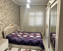 Satılır Köhnə Tikili Yeni Günəşli qəs., Sərhədçi İdman Kompleksi, Suraxanı r. Satılır Köhnə Tikili Yeni Günəşli qəs., Sərhədçi İdman Kompleksi, Suraxanı r.