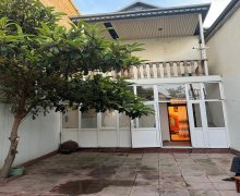 Satılır Həyət evi/villa 20 Yanvar m., Alatava, Yasamal r. Satılır Həyət evi/villa 20 Yanvar m., Alatava, Yasamal r.