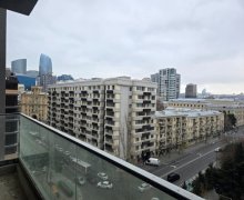 Satılır Yeni Tikili 28 May m., 28 Mall, Nəsimi r.