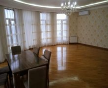 Satılır Yeni Tikili Xətai m., Xətai r.