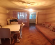 Satılır Köhnə Tikili İnşaatçılar m., Yasamal r.