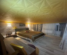 Satılır Həyət evi/villa Elmlər akademiyası m., Badamdar qəs., Səbail r.