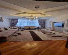 Satılır Yeni Tikili Xalqlar dostluğu m., 8-ci kilometr, Nizami r.