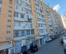 Satılır Köhnə Tikili Memar Əcəmi m., 4-cü mikrorayon, Nəsimi r.