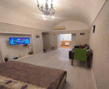 yasamalda 1 aylıq otaqli kiraye evler Nizami m., Yasamal r.