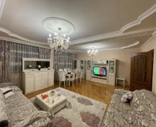 Satılır Köhnə Tikili Neftçilər m., Bakıxanov qəs., Sabunçu r.