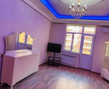 Kirayə (aylıq) Yeni Tikili Memar Əcəmi m., Binəqədi r.