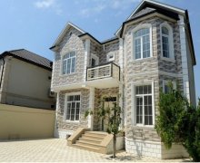 xirdalanda 2 mertebeli heyet evleri/villa Xırdalan ş.