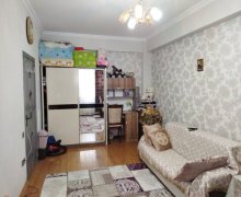 Satılır Yeni Tikili Xırdalan ş. Satılır Yeni Tikili Xırdalan ş.