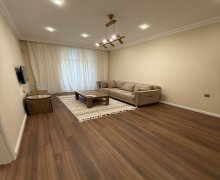 Продажа Вторичка м. Эльмляр Академиясы м., Ясамал р.