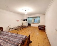 Satılır Köhnə Tikili Neftçilər m., 8-ci kilometr, Nizami r. Satılır Köhnə Tikili Neftçilər m., 8-ci kilometr, Nizami r.