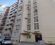 Lokbatanda satilan evler Lökbatan qəs., Qaradağ r. Lokbatanda satilan evler Lökbatan qəs., Qaradağ r.