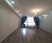 Satılır Yeni Tikili Xırdalan ş.