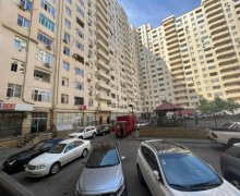 Satılır Yeni Tikili Memar Əcəmi m., 9-cu mikrorayon, Binəqədi r.