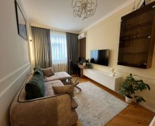 Satılır evlerin qiymeti Memar Əcəmi m., 6-cı mikrorayon, Binəqədi r.