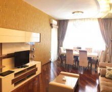 iceri seherde aylıq kiraye evler İçərişəhər m., Səbail r.