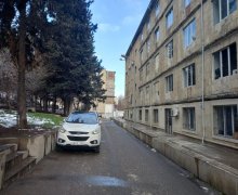 Satılır Köhnə Tikili İnşaatçılar m., Yasamal r.