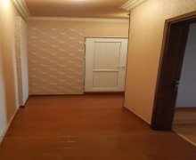 Satılır Köhnə Tikili Elmlər akademiyası m., Yasamal r.