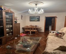 Satılır Köhnə Tikili Xalqlar dostluğu m., 8-ci kilometr, Nizami r.