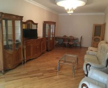 Satılır Yeni Tikili Nizami m., Yasamal qəs., Yasamal r.