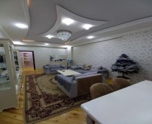 Satılır Yeni Tikili Azadlıq m., Binəqədi r.