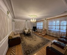 Satılır Köhnə Tikili Neftçilər m., Bakıxanov qəs., Sabunçu r. Satılır Köhnə Tikili Neftçilər m., Bakıxanov qəs., Sabunçu r.