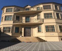 Kirayə (aylıq) Həyət evi/villa Badamdar qəs., Səbail r. Kirayə (aylıq) Həyət evi/villa Badamdar qəs., Səbail r.