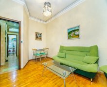 Посуточно Вторичка м. Сахил м., Сябаиль р. Посуточно Вторичка м. Сахил м., Сябаиль р.