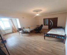 Satılır Köhnə Tikili Xalqlar dostluğu m., 8-ci kilometr, Nizami r.