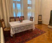 Kirayə (aylıq) Köhnə Tikili İçərişəhər m., Səbail r.