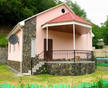 Kirayə (günlük) Həyət evi/villa Qax ş.