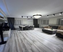 Satılır Yeni Tikili Xalqlar dostluğu m., Nizami r.