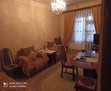 Satılır Yeni Tikili Azadlıq m., 8-ci mikrorayon, Binəqədi r.