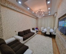 Satılır Yeni Tikili Azadlıq m., 8-ci mikrorayon, Binəqədi r.