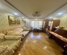 Satılır Köhnə Tikili Xətai r.