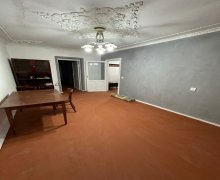 nefcilerde aylıq Köhnə Tikili Neftçilər m., Nizami r.