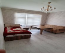 Satılır Köhnə Tikili Bakıxanov qəs., Sabunçu r.