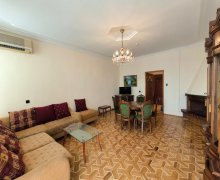 Satılır Köhnə Tikili Sahil m., Səbail r.