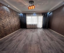 Satılır Köhnə Tikili Memar Əcəmi m., Nəsimi r.