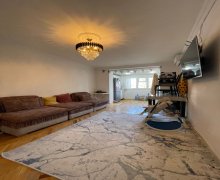 Satılır Köhnə Tikili Elmlər akademiyası m., Yasamal r.