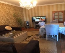 Satılır Köhnə Tikili Memar Əcəmi m., 3-cü mikrorayon, Nəsimi r.