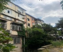 Satılır Köhnə Tikili Memar Əcəmi m., 4-cü mikrorayon, Nəsimi r. Satılır Köhnə Tikili Memar Əcəmi m., 4-cü mikrorayon, Nəsimi r.