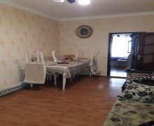 Satılır Köhnə Tikili Memar Əcəmi m., 4-cü mikrorayon, Nəsimi r.