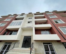 Satılır Yeni Tikili Binəqədi qəs., Binəqədi r. Satılır Yeni Tikili Binəqədi qəs., Binəqədi r.