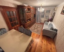 Satılır Köhnə Tikili Xalqlar dostluğu m., 8-ci kilometr, Nizami r.