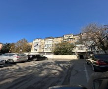 Satılır Köhnə Tikili Elmlər akademiyası m., Yasamal r.