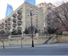 iceri seherde evlerin qiymeti İçərişəhər m., Səbail r.