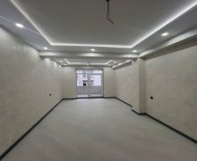 Satılır Yeni Tikili Qaraçuxur qəs., Suraxanı r.