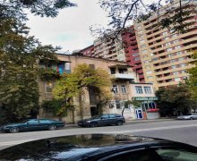 Satılır Köhnə Tikili 28 May m., Nəsimi r. Satılır Köhnə Tikili 28 May m., Nəsimi r.