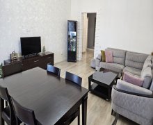 Satılır Yeni Tikili Azadlıq m., 8-ci mikrorayon, Binəqədi r. Satılır Yeni Tikili Azadlıq m., 8-ci mikrorayon, Binəqədi r.